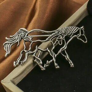 A MARE & HER FOAL in Silver